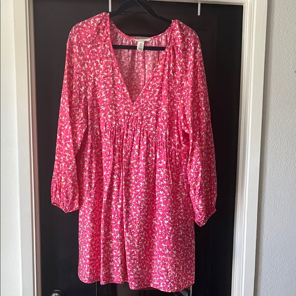 H&M Hot Pink Floral V-Neck Empire Waist Long-Sleeve Dress